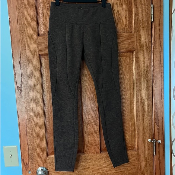 Prana Thick Knit Dark Brown Structured Moto Style Leggings - Size Medium - Picture 1 of 15